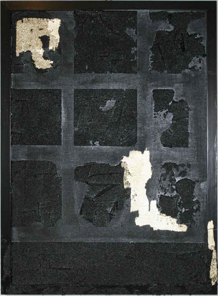 Pragmatismo 53 x 71,5 - Smalto, malta sabbiata e foglia d’oro su cartoncino telato